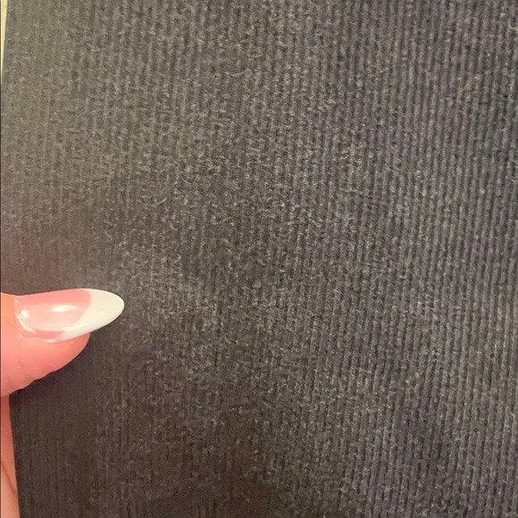 Cyrus Essentials Black Ribbed Long Sleeve Top – NWT Large - Picture 5 of 6